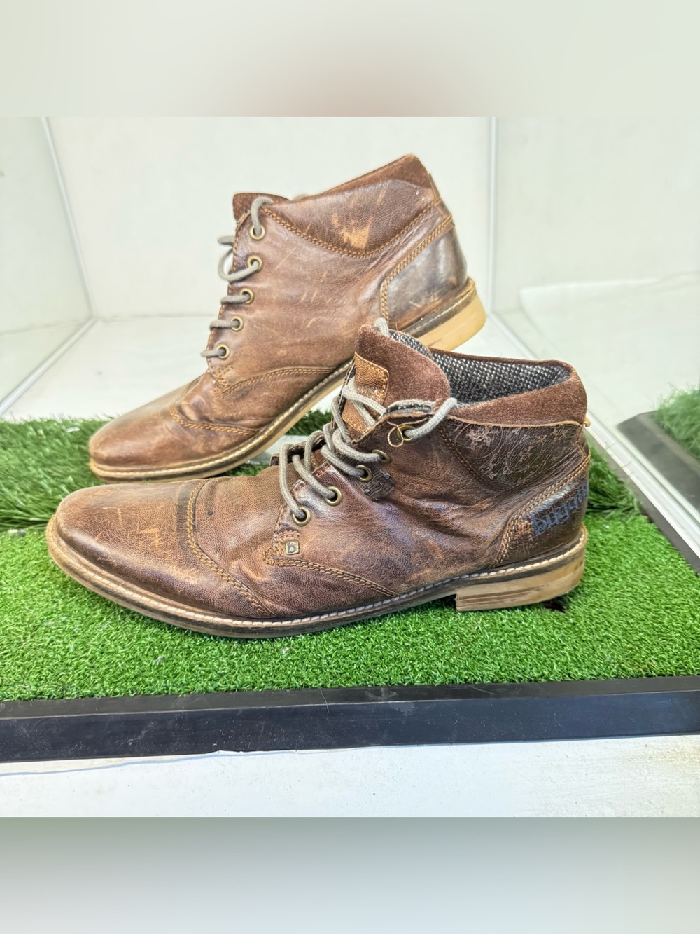 Bugatti Brown Leather Chukka Boots with Lace-Up Detail